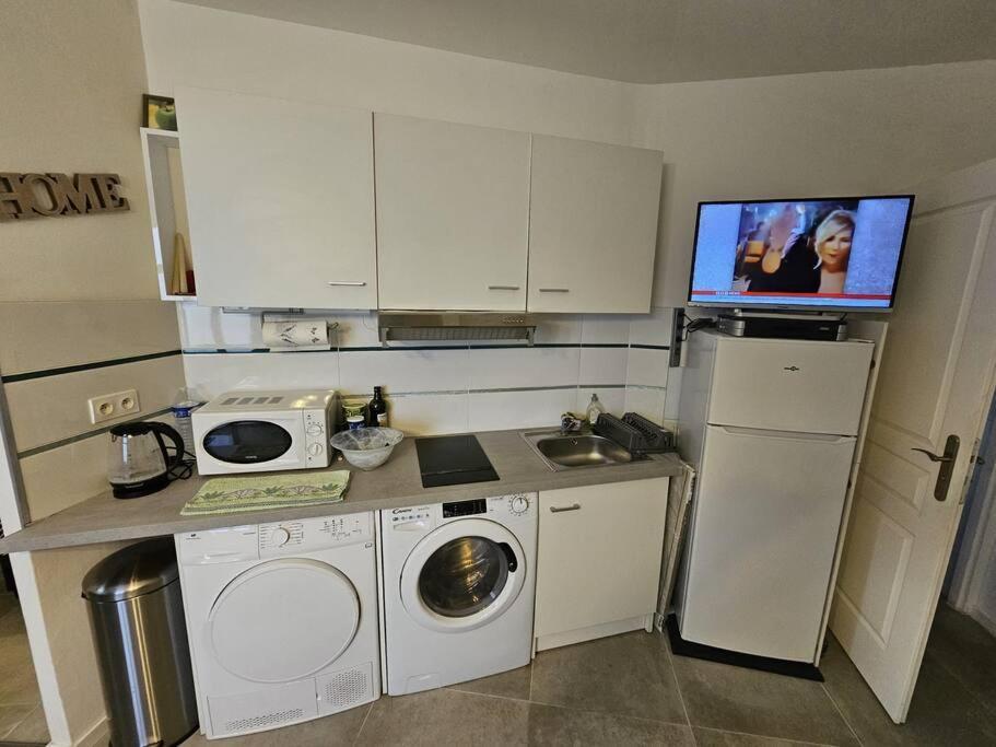 Studio Tout Equipe Et Chaleureux En Rez De Chaussee, Parfait Pour Explorer Montpellier Extérieur photo